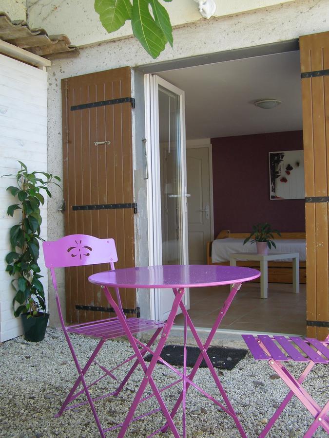 Le Bord De L'Eau Bed and Breakfast Sainte-Terre Exterior foto